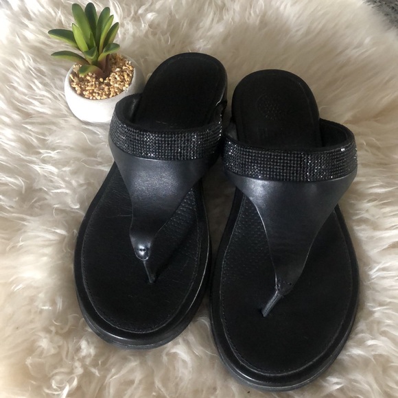 FITFLOP BANDA MICRO-CRYSTAL TOE-POST BLACK LEATHER Flip Flop SANDALS SZ 5 EUC - Picture 2 of 9